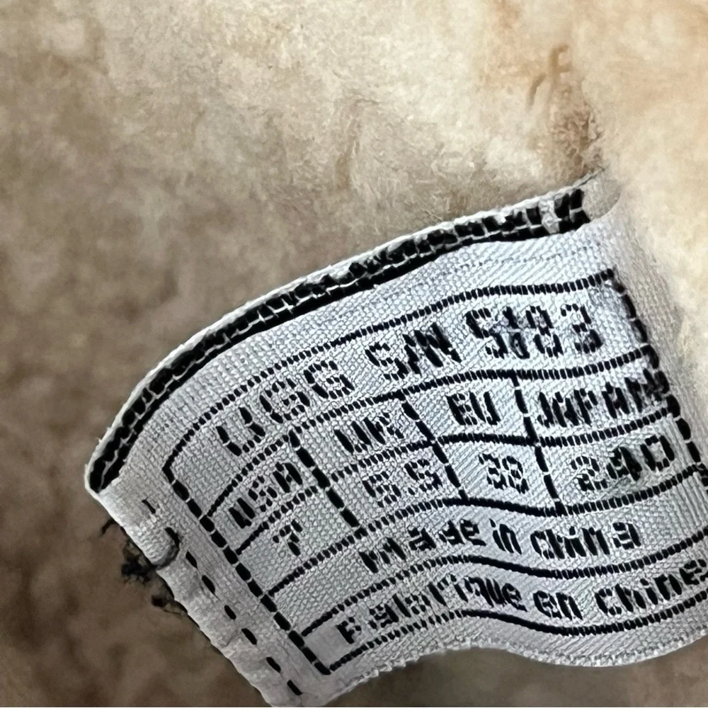 UGG kona 5183